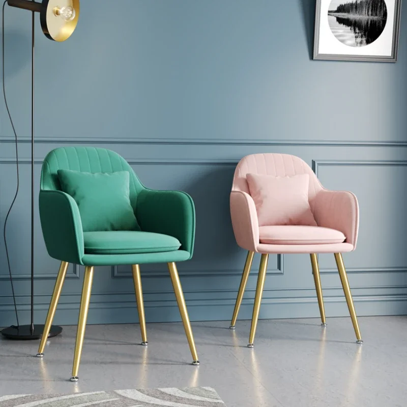 Chaise de salle à manger en da - Decor Lighting Cy avis et prix